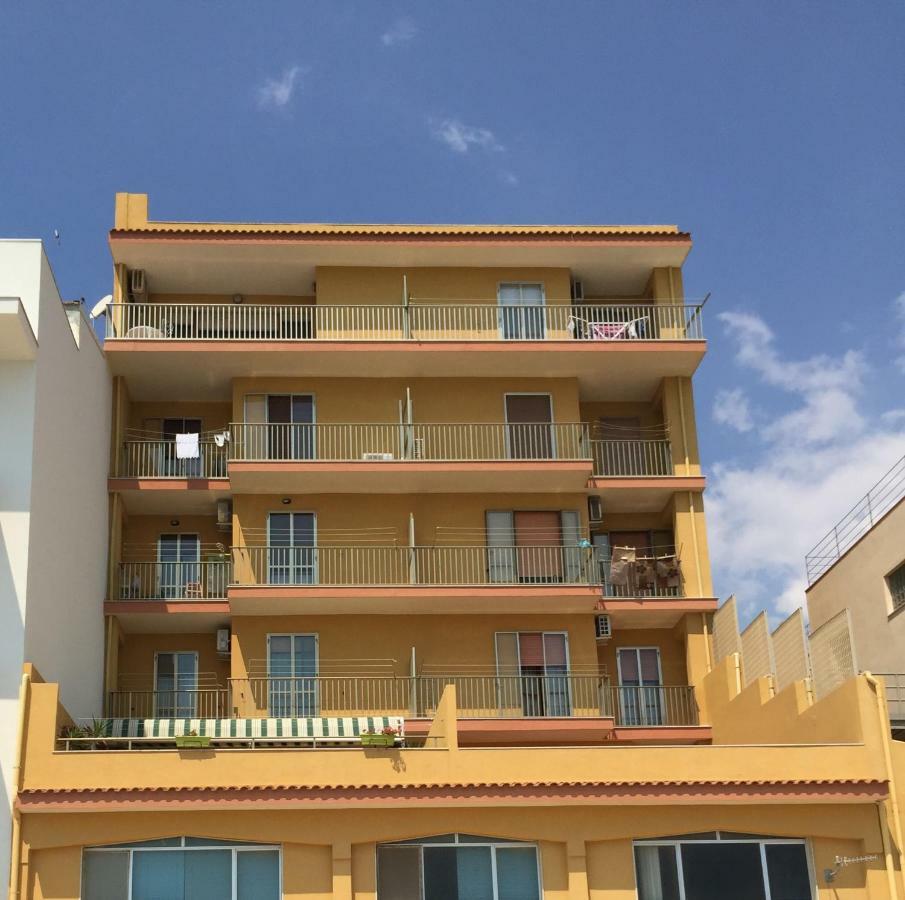 Il Piccolo Attico In Centro Διαμέρισμα Pozzallo Εξωτερικό φωτογραφία